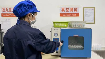 Shangyu ShengRuiSi Packaging Co.,Ltd linha de produção do fabricante