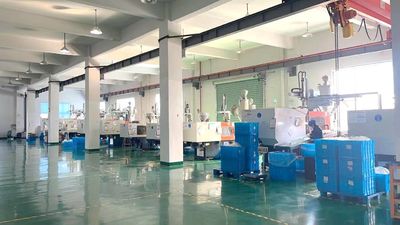 Shangyu ShengRuiSi Packaging Co.,Ltd linha de produção do fabricante
